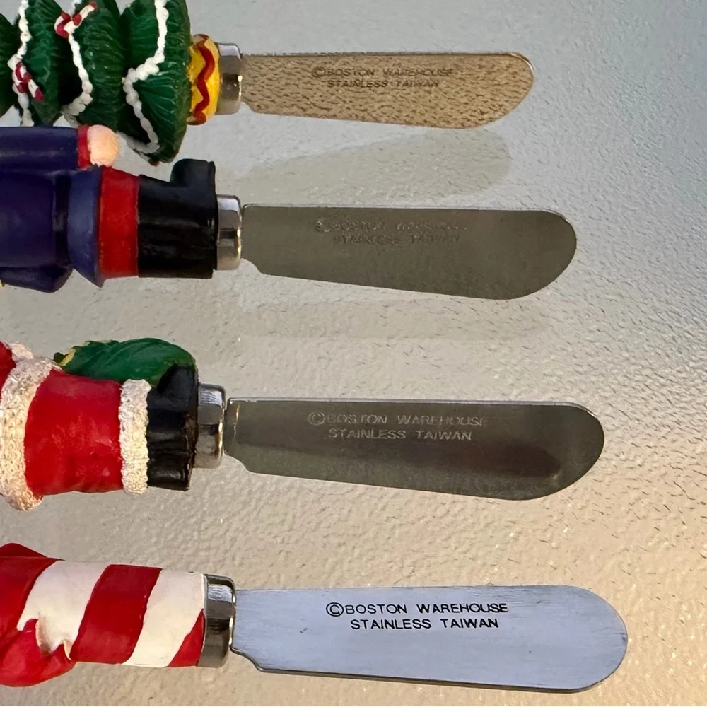 Boston Warehouse Christmas Cheese Spreaders ~ Set of 4